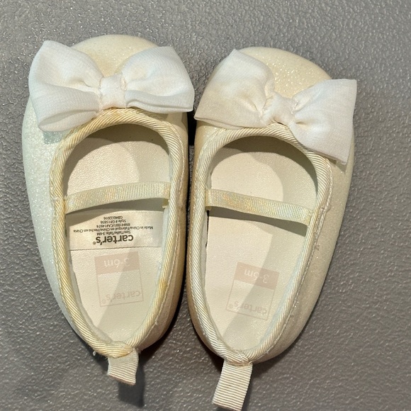 Baby Girl Assorted Shoes - size 3-6 month - Picture 5 of 5